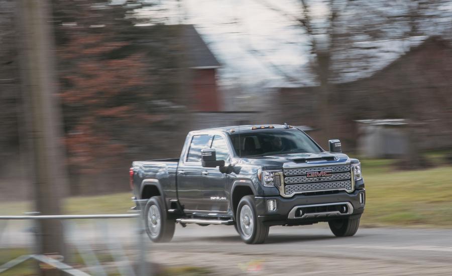  GMC Sierra 2500 HD Denali Crew Cab 2019 года  (фото 26 из 40)